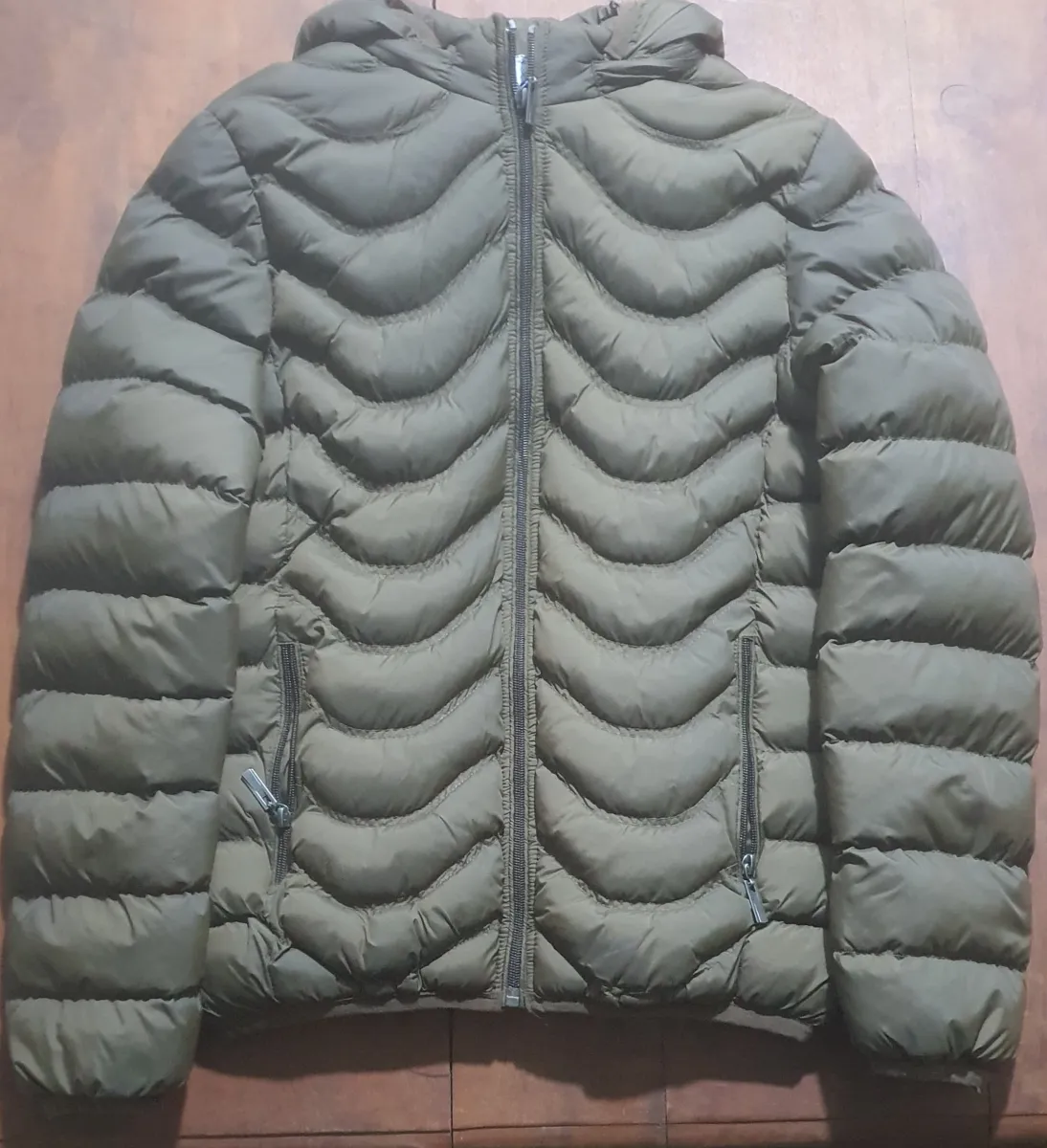 Verde oscuro